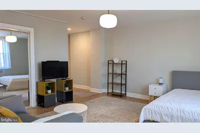 2601 Pennsylvania Avenue #403, Philadelphia, PA 19130 - Photo 2