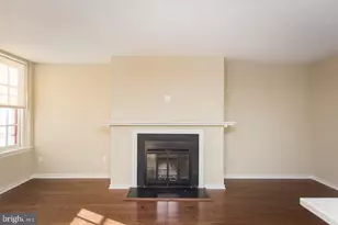 532 Spruce St, Philadelphia, PA 19106 - Photo 4