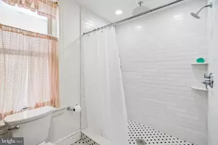 2330 N 7th St, Philadelphia, PA 19133 - Photo 32