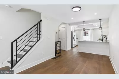 219 Daly Street, Philadelphia, PA 19148 - Photo 6