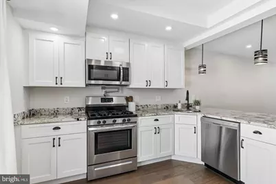 219 Daly Street, Philadelphia, PA 19148 - Photo 4