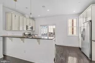 1015 N 3rd St, Philadelphia, PA 19123 - Photo 6