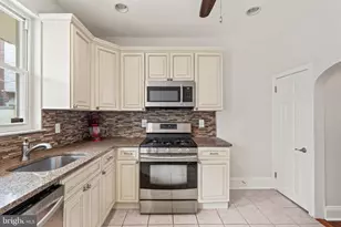 2210 S Carlisle St, Philadelphia, PA 19145 - Photo 10