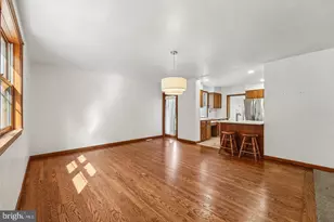 915 Lomond Ln, Philadelphia, PA 19128 - Photo 12