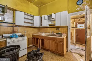 2333 W Hagert St, Philadelphia, PA 19132 - Photo 8