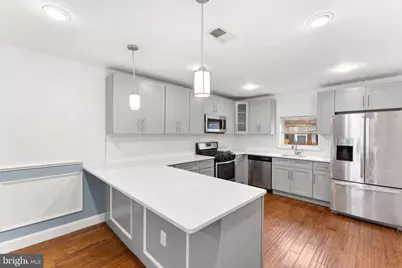2015 S 24th, Philadelphia, PA 19145 - Photo 6