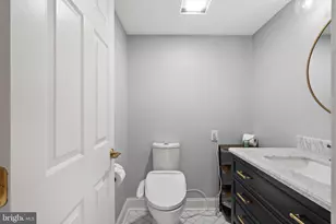 301 Race St, Philadelphia, PA 19106 - Photo 10