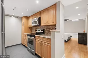 301 Race St, Philadelphia, PA 19106 - Photo 12