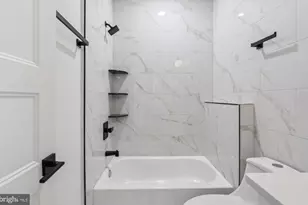 136 E Cumberland St, Philadelphia, PA 19125 - Photo 16