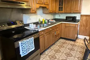 900 W Cambria St, Philadelphia, PA 19133 - Photo 6