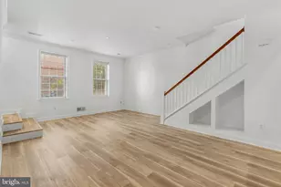 202 Captains Way, Philadelphia, PA 19146 - Photo 2