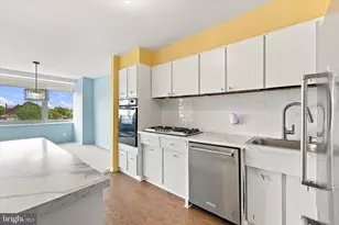 2401 Pennsylvania Ave, Philadelphia, PA 19130 - Photo 14