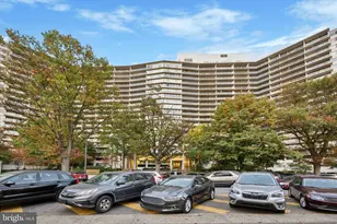 2401 Pennsylvania Ave, Philadelphia, PA 19130 - Photo 32