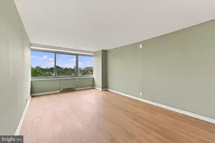 2401 Pennsylvania Ave, Philadelphia, PA 19130 - Photo 22
