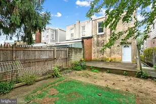 1619 Wakeling St, Philadelphia, PA 19124 - Photo 14