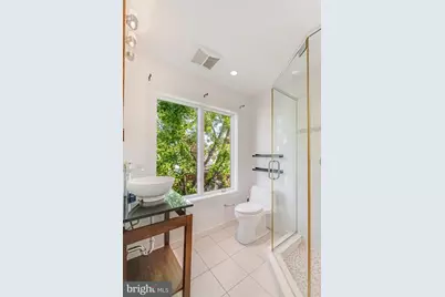 966 N Leithgow Street, Philadelphia, PA 19123 - Photo 18