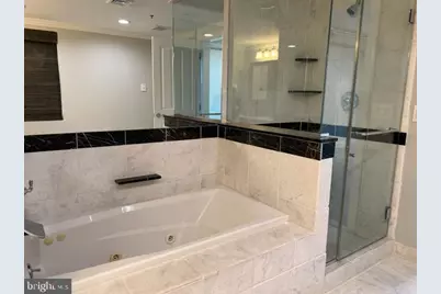 105 S 18th Street #5A, Philadelphia, PA 19103 - Photo 12
