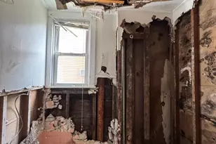 938 Afton St, Philadelphia, PA 19111 - Photo 8