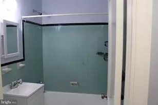 565 E Tabor Rd, Philadelphia, PA 19120 - Photo 8