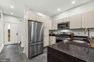 2310 E Dakota St, Philadelphia, PA 19125 - Photo 10