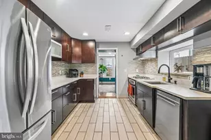 822 N 19th St, Philadelphia, PA 19130 - Photo 8