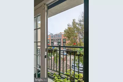 822 N 19th Street, Philadelphia, PA 19130 - Photo 16