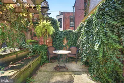 319 S Hicks Street, Philadelphia, PA 19102 - Photo 30