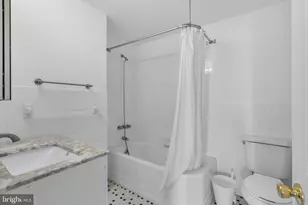2306 Spruce St, Philadelphia, PA 19103 - Photo 10