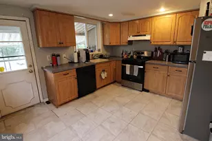 4664 Umbria St, Philadelphia, PA 19127 - Photo 6