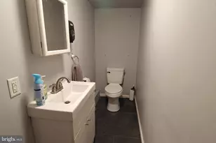 4664 Umbria St, Philadelphia, PA 19127 - Photo 8