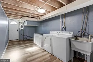 3383 S Keswick Rd, Philadelphia, PA 19114 - Photo 64