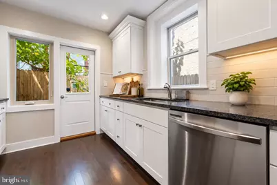 510 Mountain Street, Philadelphia, PA 19148 - Photo 12