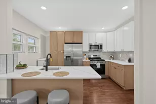 317 E Vernon, Philadelphia, PA 19119 - Photo 10