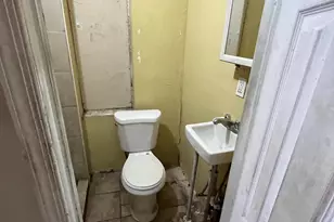 2346 N Camac St, Philadelphia, PA 19133 - Photo 14