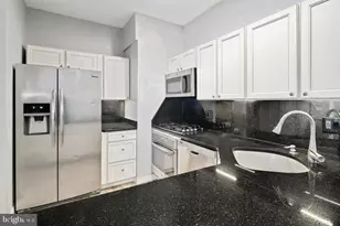 727 S 2nd Street S, Philadelphia, PA 19147 - Photo 4
