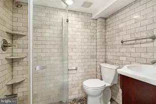 727 S 2nd Street S, Philadelphia, PA 19147 - Photo 10