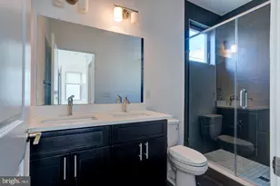 2104 Kensington Walk, Philadelphia, PA 19125 - Photo 4