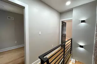 1527 S Bambrey St, Philadelphia, PA 19146 - Photo 6