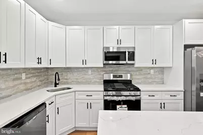 1934 W Godfrey Avenue, Philadelphia, PA 19141 - Photo 14