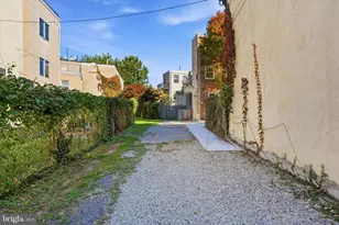 335 Rear -337 Poplar St, Philadelphia, PA 19123 - Photo 1