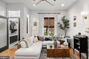875 N 25th St, Philadelphia, PA 19130 - Photo 12