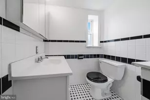 924 S 10th St, Philadelphia, PA 19147 - Photo 10
