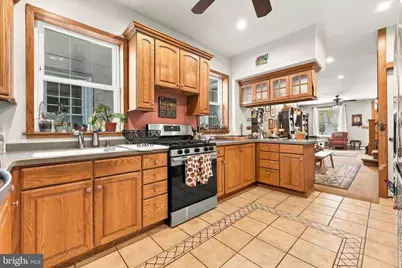 568 Hermitage Street, Philadelphia, PA 19128 - Photo 12