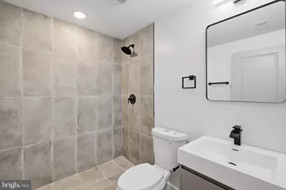 1020 W Orleans Street, Philadelphia, PA 19133 - Photo 12