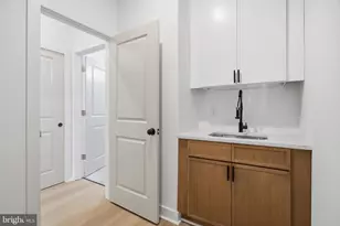 1020 W Orleans St, Philadelphia, PA 19133 - Photo 18