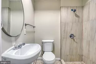 2340 N 12th St, Philadelphia, PA 19133 - Photo 20