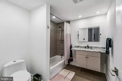 343 N Front Street #B, Philadelphia, PA 19106 - Photo 20