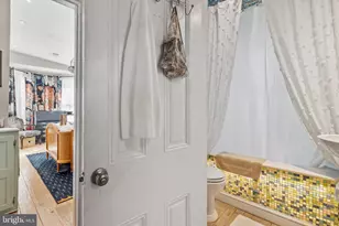 871 N 27th St, Philadelphia, PA 19130 - Photo 16
