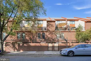 1923 Hamilton St, Philadelphia, PA 19130 - Photo 4