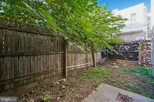 2242 Latona St, Philadelphia, PA 19146 - Photo 24